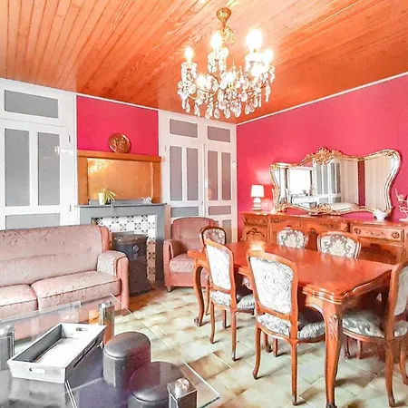 Nice Home In Senlecques With Kitchen *