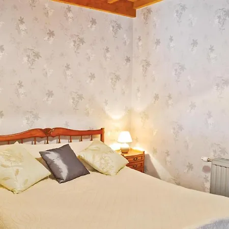 Nice Home In Senlecques With Kitchen *