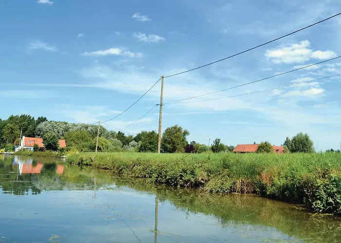 In With Kitchen Senlecques